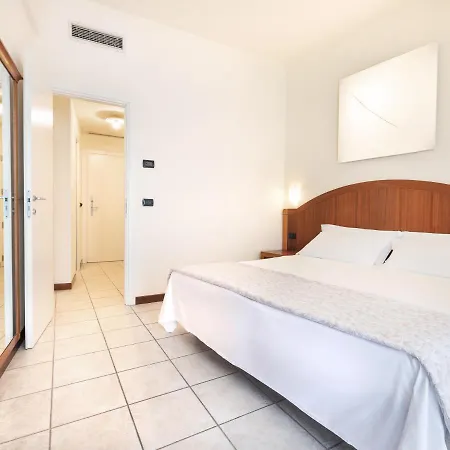 Hotel Bellevue Beach - Sul Mare Milano Marittima Exterior photo